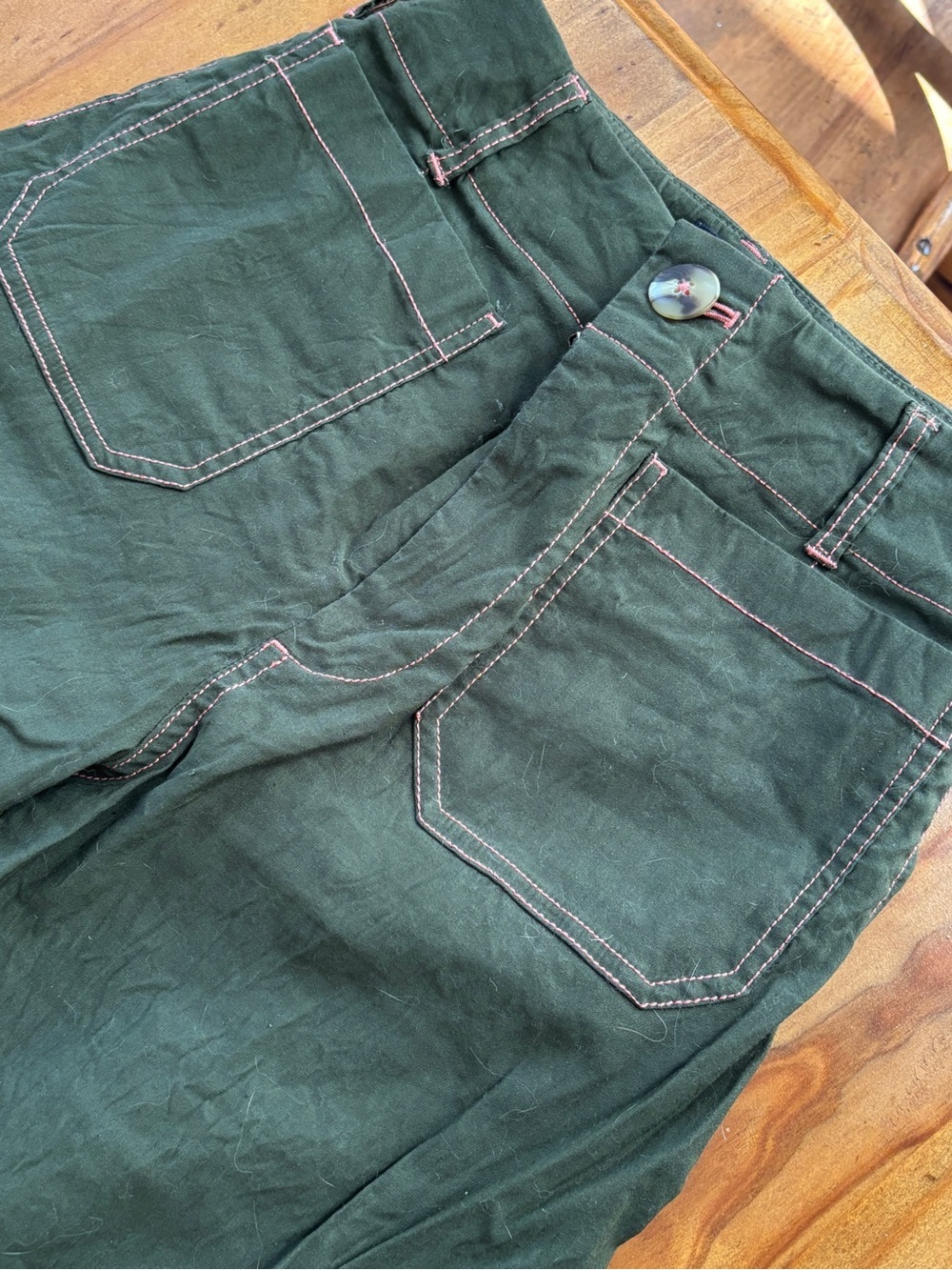 Maeve The Colette Adaptive Contrast Trim Pants Army Green Pink NWT Size 25 - Picture 2 of 5
